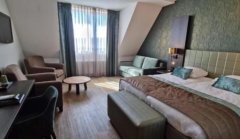 اتاق لوکس سه تخته, Landgoed Hotel Tatenhove Texel