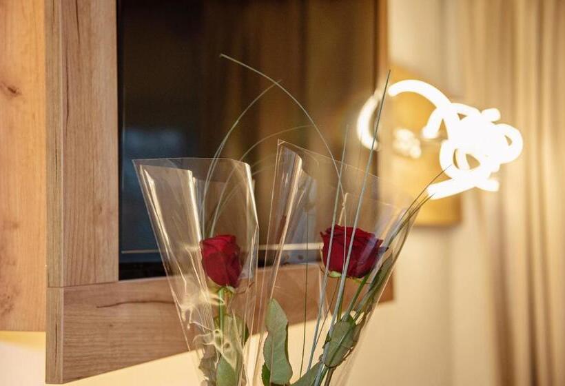 غرفة قياسية ثلاثية, Landhaus Eden 3 Sterne Superior