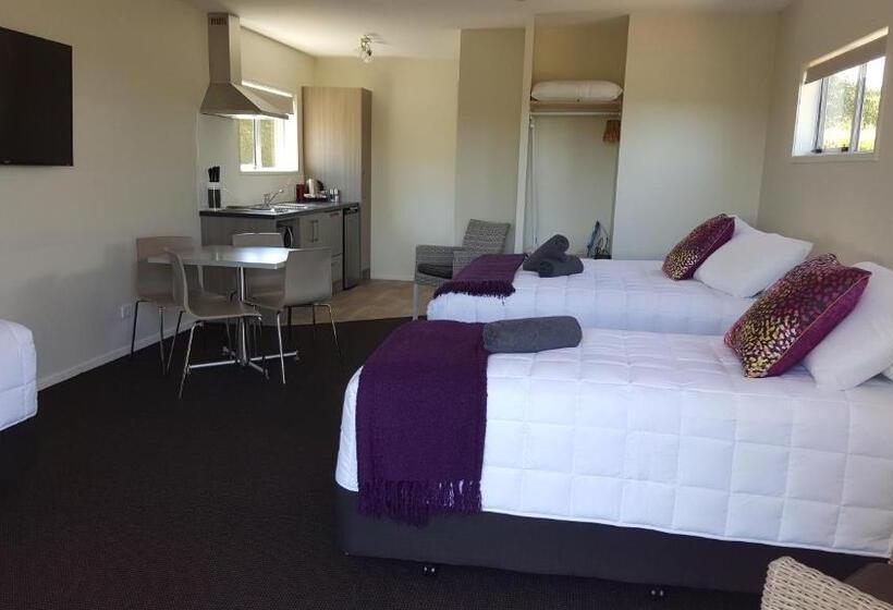 استوديو إدارى, Taupo Debretts Spa Resort