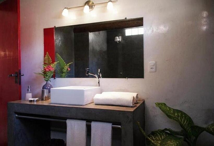 اتاق لوکس, Pousada Dona Flor