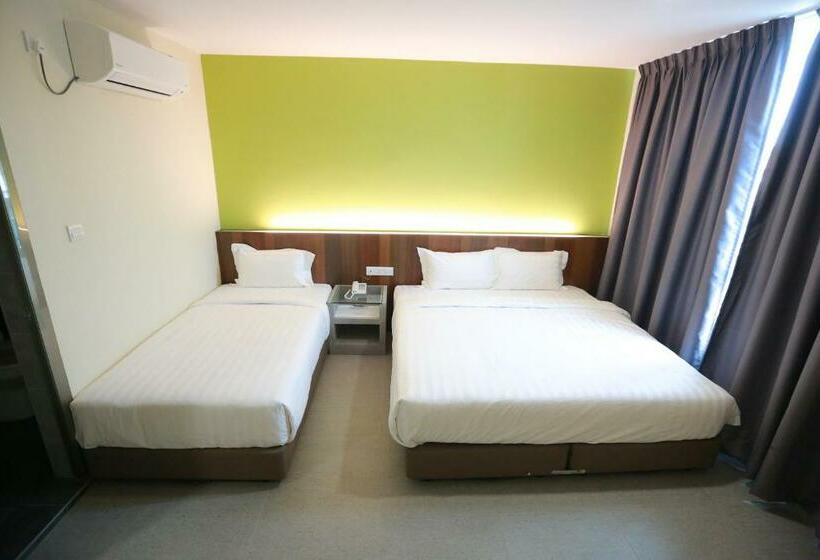 디럭스 패밀리 룸, Pantai Regal Boutique