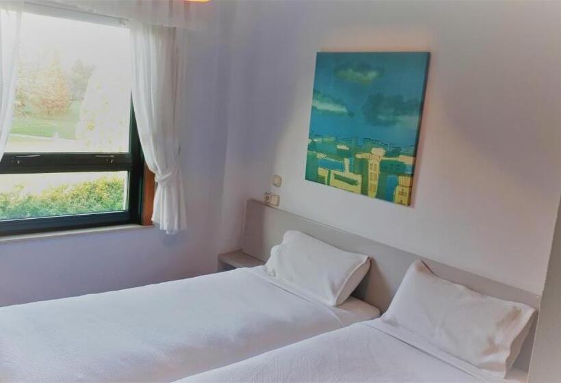 דירת חדר, Pr Blanco