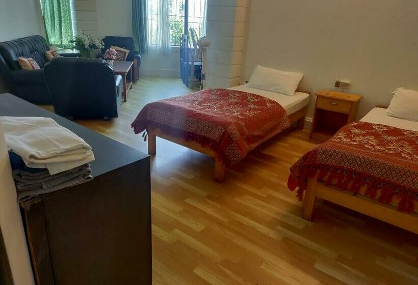 ファミリールーム, The Shillong Hills Guest House