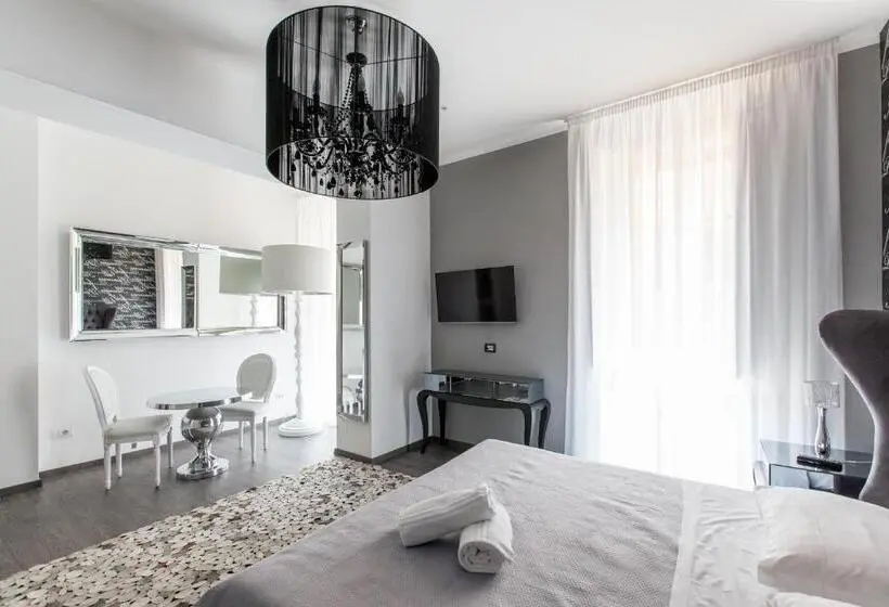اتاق لوکس سه تخته, Town House Roma