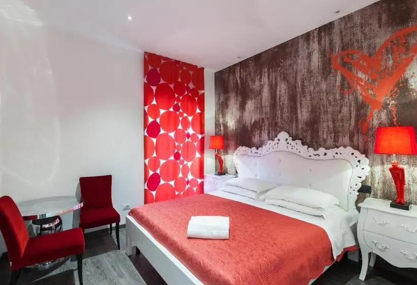 اتاق لوکس, Town House Roma