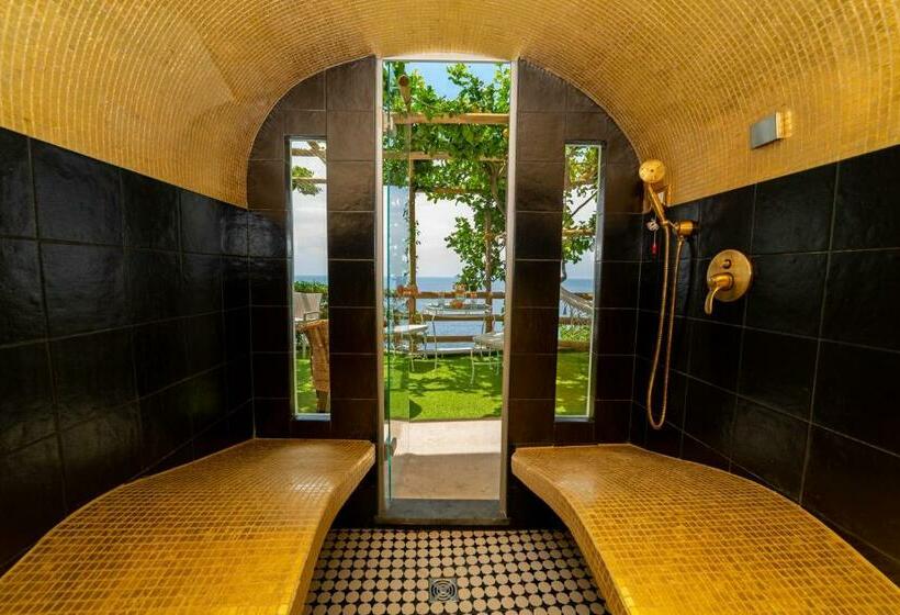 Номер Стандарт с Террасой, Villa Pietra Santa