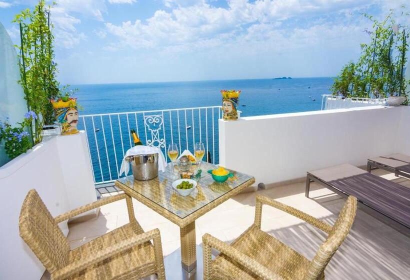 标准间带露台, Villa Pietra Santa