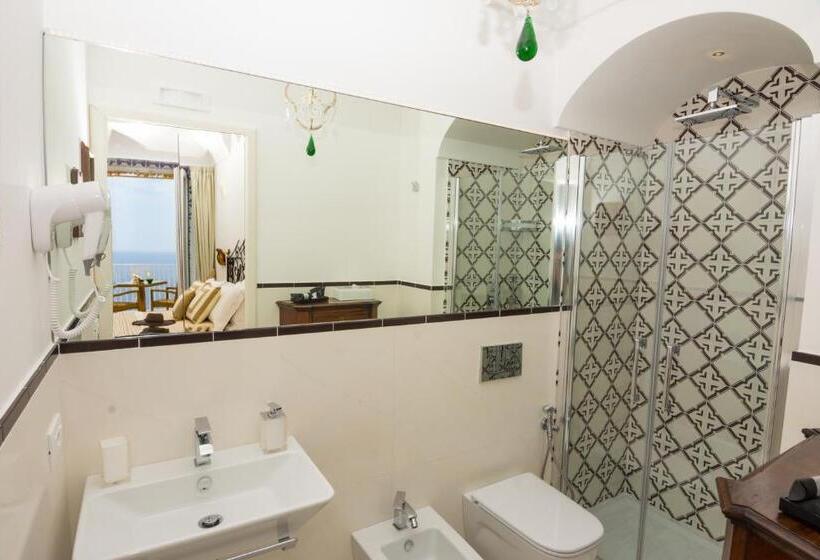 标准间带露台, Villa Pietra Santa