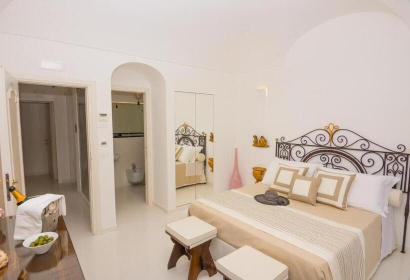Номер Стандарт с Террасой, Villa Pietra Santa