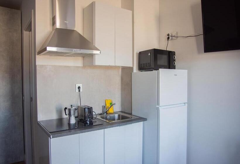 ファミリーステューディオ, Apartamentos Santander Maliaño Suites 3000