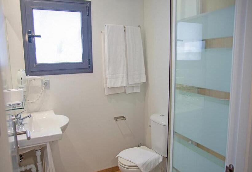 ファミリーステューディオ, Apartamentos Santander Maliaño Suites 3000