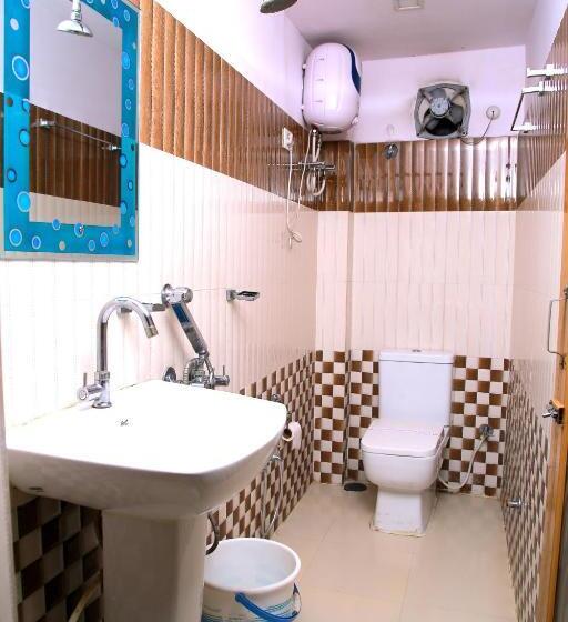 デラックスルーム, Babul