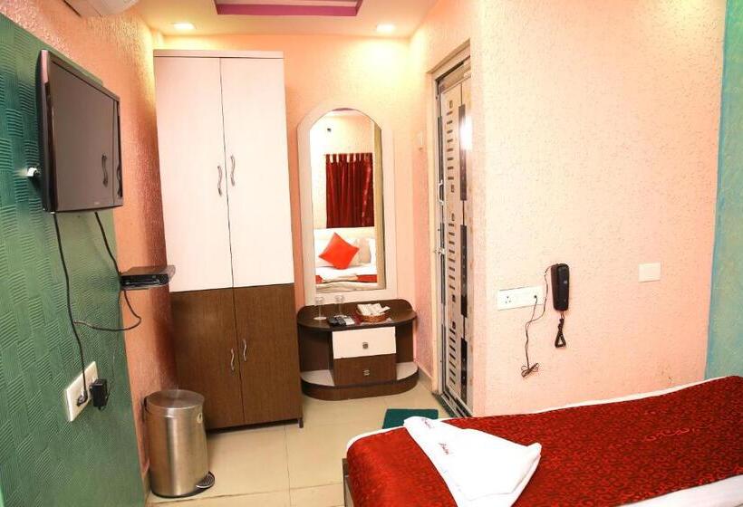 デラックスルーム, Babul