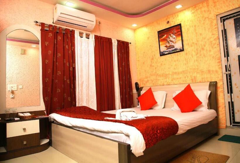 デラックスルーム, Babul