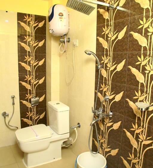 デラックストリプルルーム, Babul