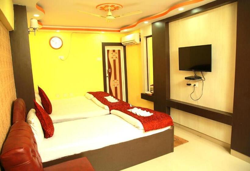 デラックストリプルルーム, Babul