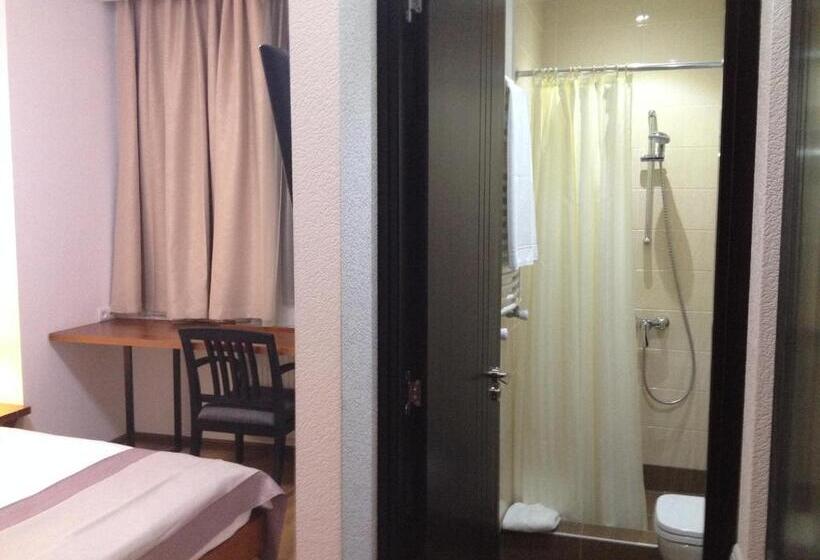 اتاق استاندارد اینتریور, Club2100