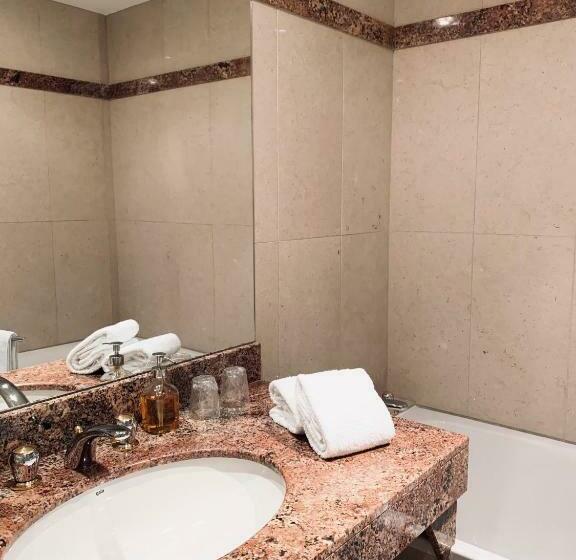 חדר סופריור, Logis L Auberge   Maison Glenn Anna