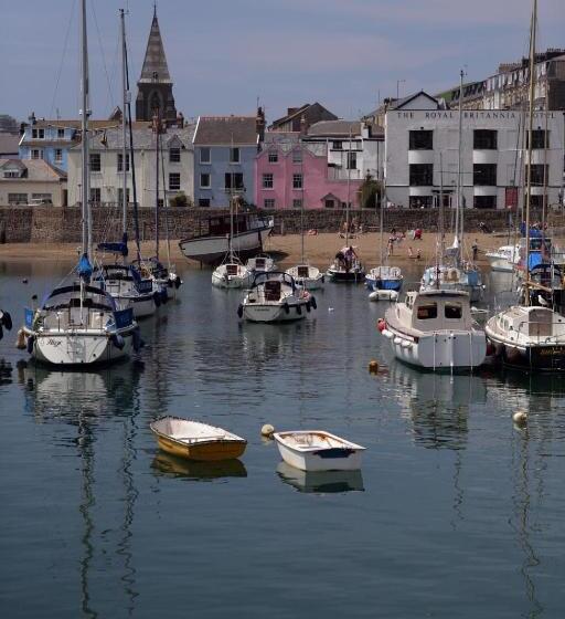 标准间, Norbury House