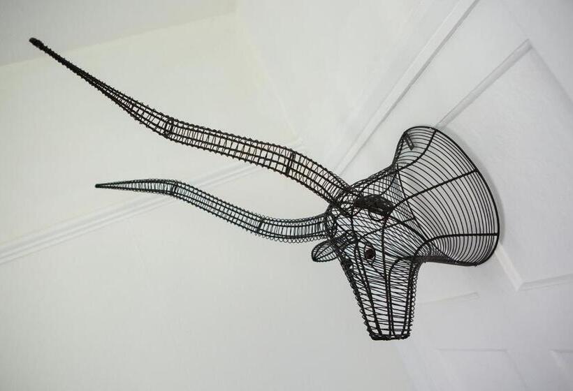 家庭交流房, Norbury House