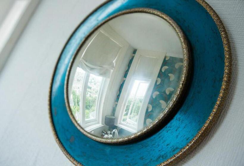 高级套房, Norbury House