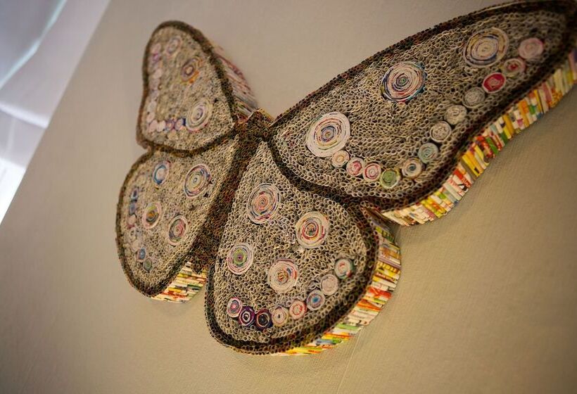 标准间, Norbury House