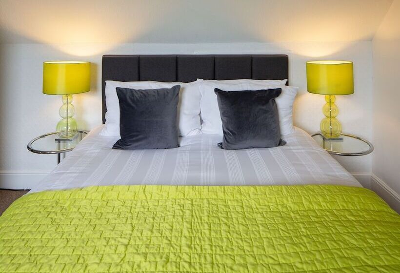 带大床的高级房间, Norbury House