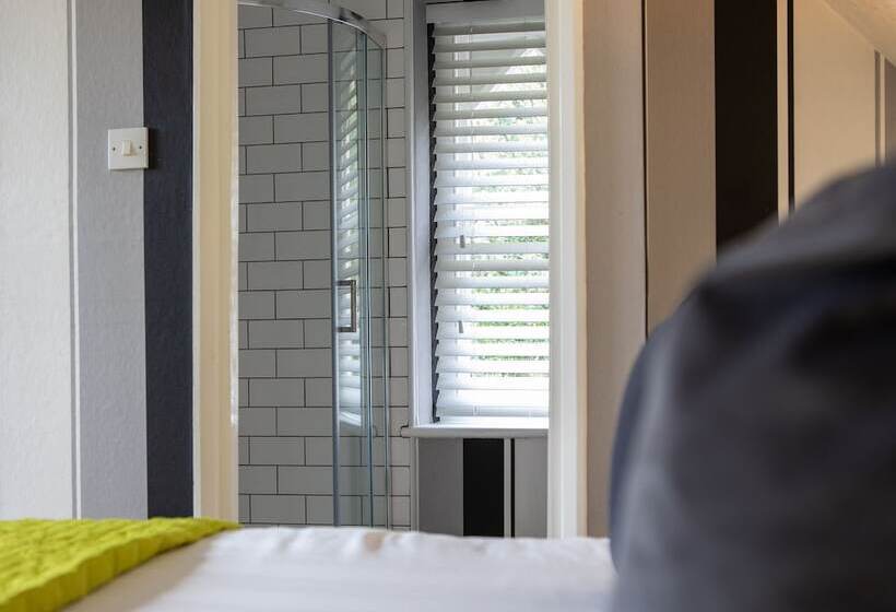 带大床的高级房间, Norbury House