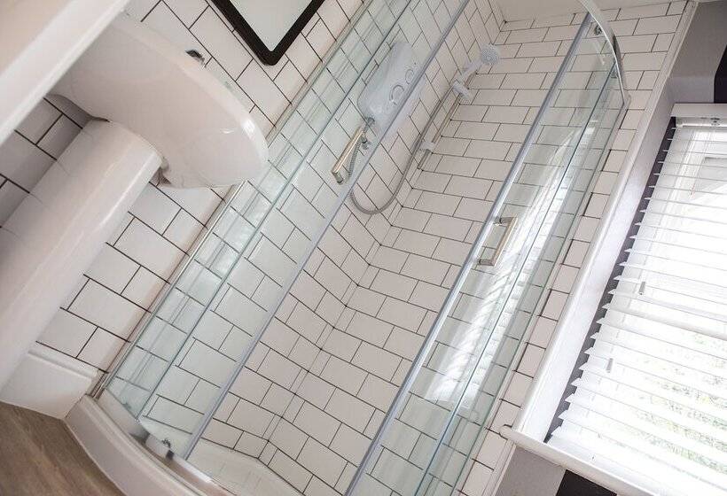 带大床的高级房间, Norbury House