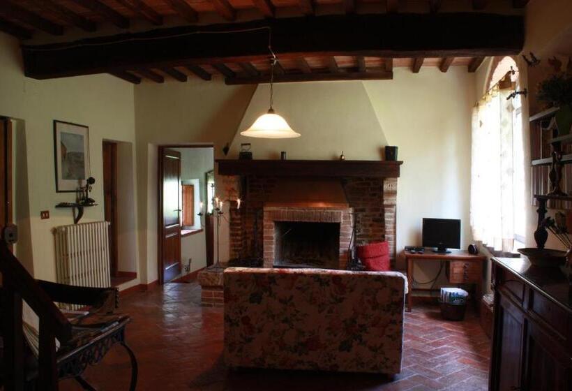 דירת שלושה חדרים, Agriturismo Podere San Pietro