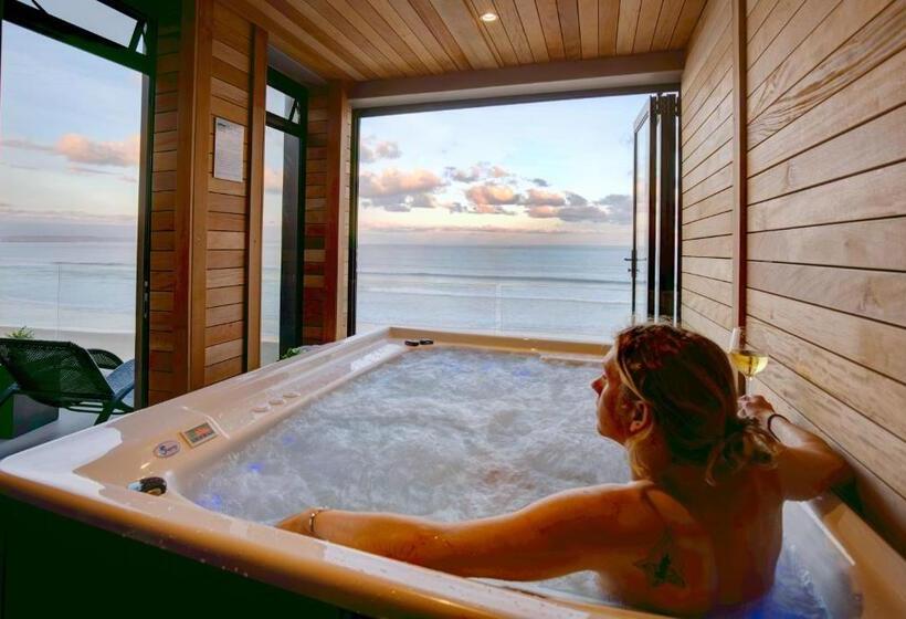 סוויטה נשיאותית, Bay Lodge On The Beach