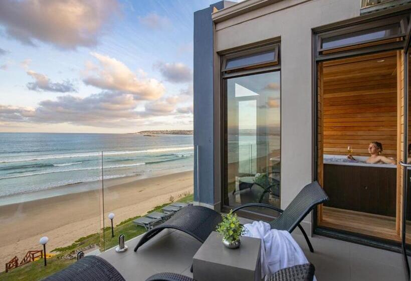 Президентский Люкс, Bay Lodge On The Beach