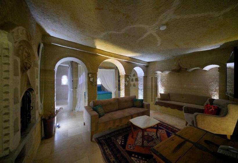 스위트, Holiday Cave