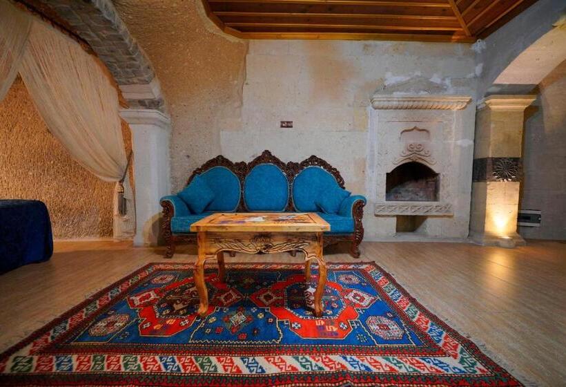 Трехместный Номер Deluxe, Holiday Cave
