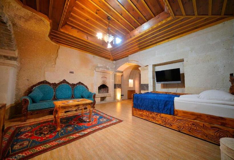 Трехместный Номер Deluxe, Holiday Cave