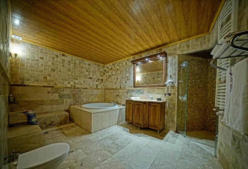 디럭스 트리플 룸, Holiday Cave