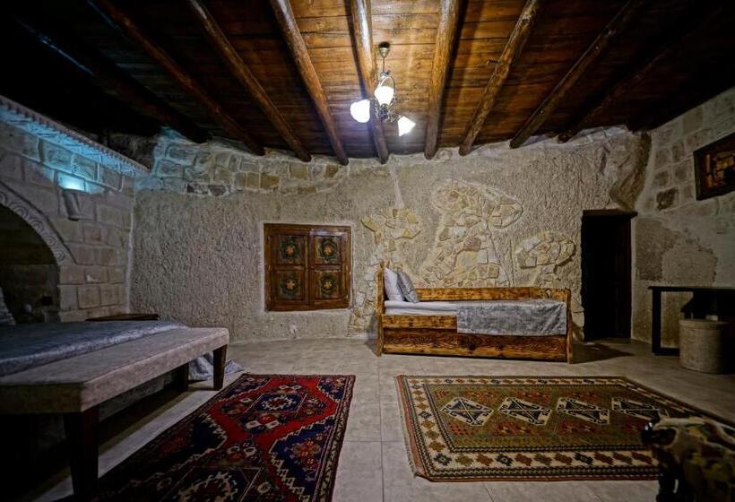 디럭스 트리플 룸, Holiday Cave