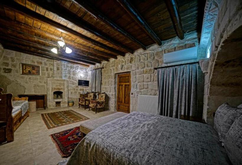 디럭스 트리플 룸, Holiday Cave