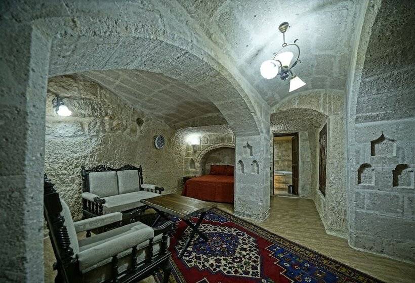 Трехместный Номер Deluxe, Holiday Cave