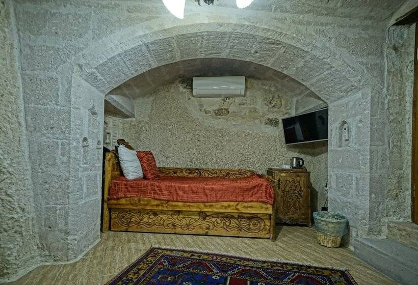 디럭스 트리플 룸, Holiday Cave