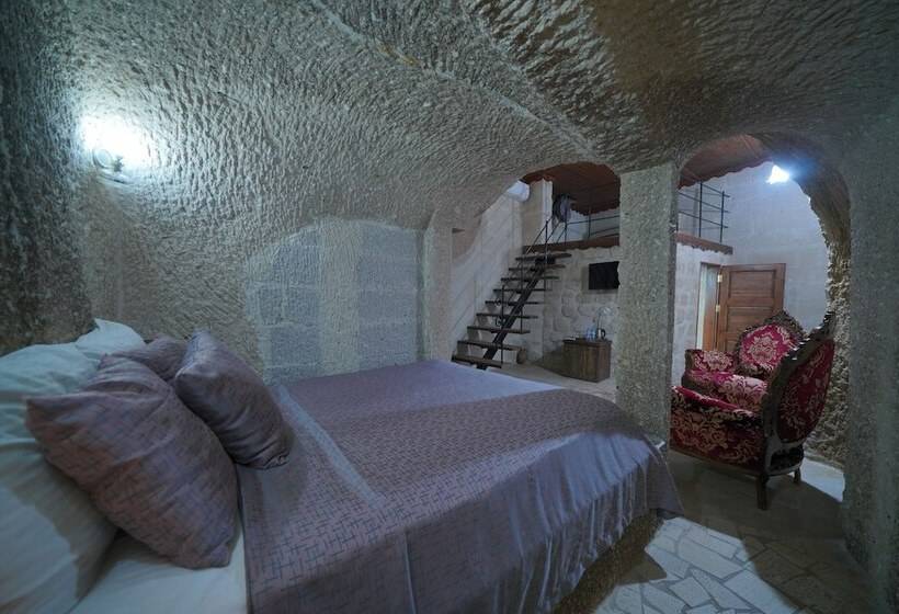 Номер Стандарт, Holiday Cave