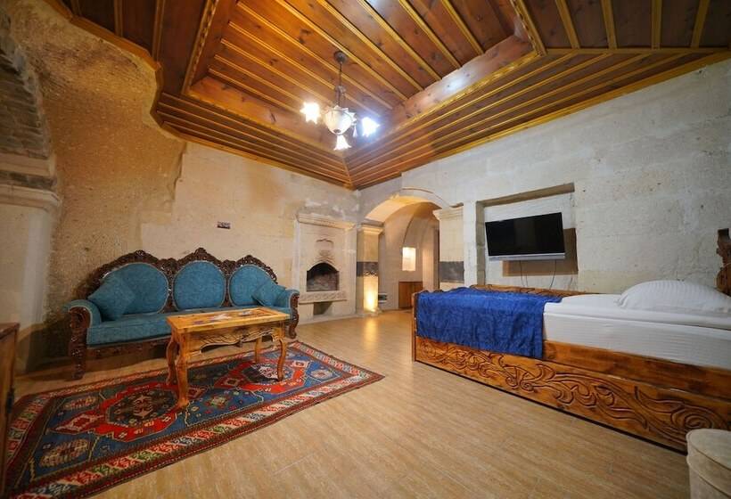 Трехместный Номер Deluxe, Holiday Cave