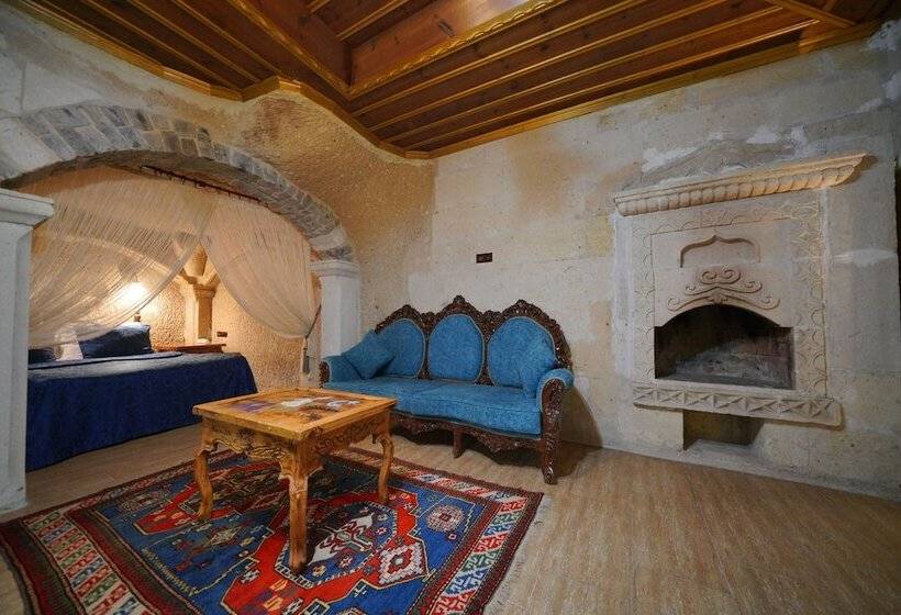 디럭스 트리플 룸, Holiday Cave