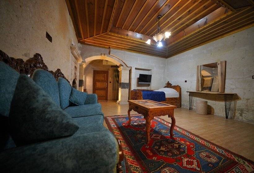 디럭스 트리플 룸, Holiday Cave