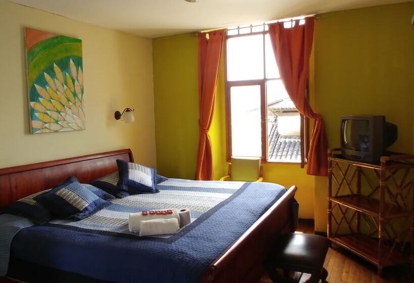 スタンダードルーム, Hostal Quito Cultural