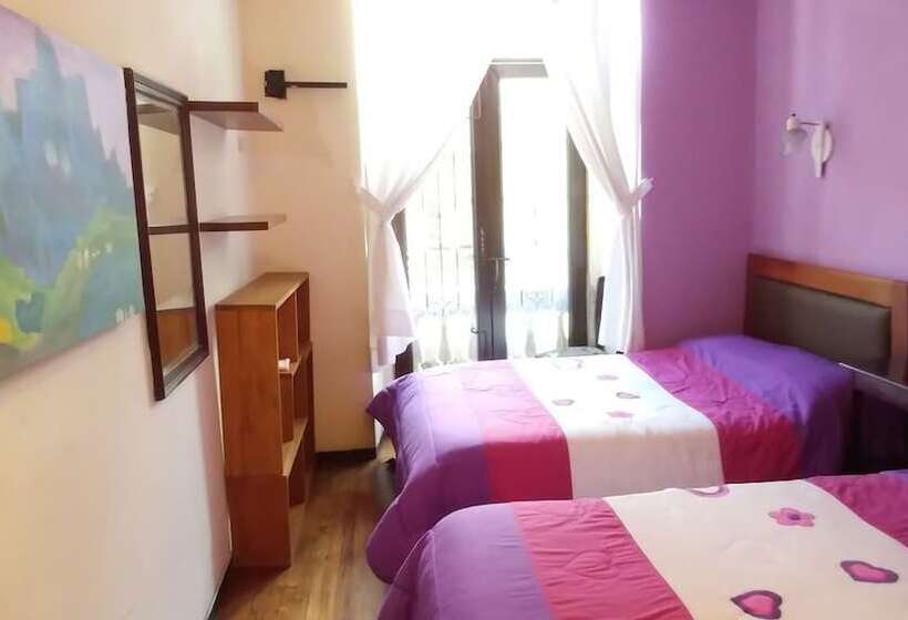 スタンダードルーム, Hostal Quito Cultural