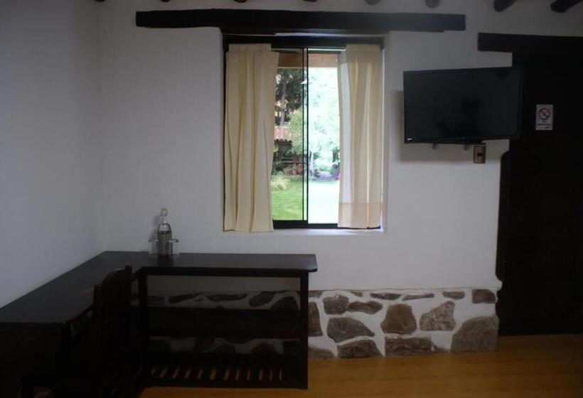 اتاق استاندارد با چشمانداز باغ, Samanapaq