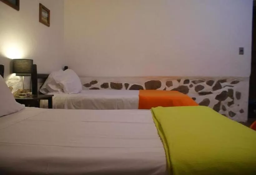 Standard Kolmen Hengen Huone, Samanapaq