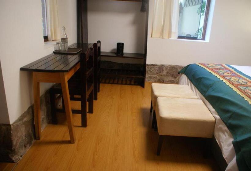 اتاق استاندارد با چشمانداز باغ, Samanapaq