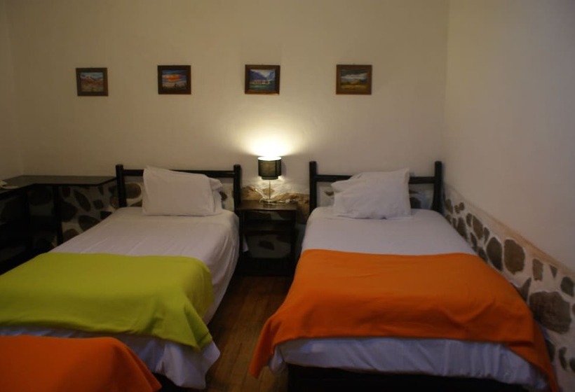 اتاق استاندارد سه نفره, Samanapaq